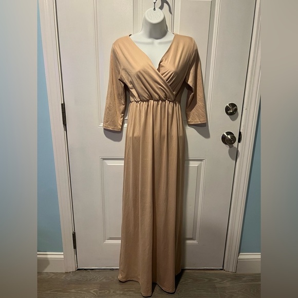 Elegant Beige Maxi Dress – Size S – NWOT - Picture 2 of 5